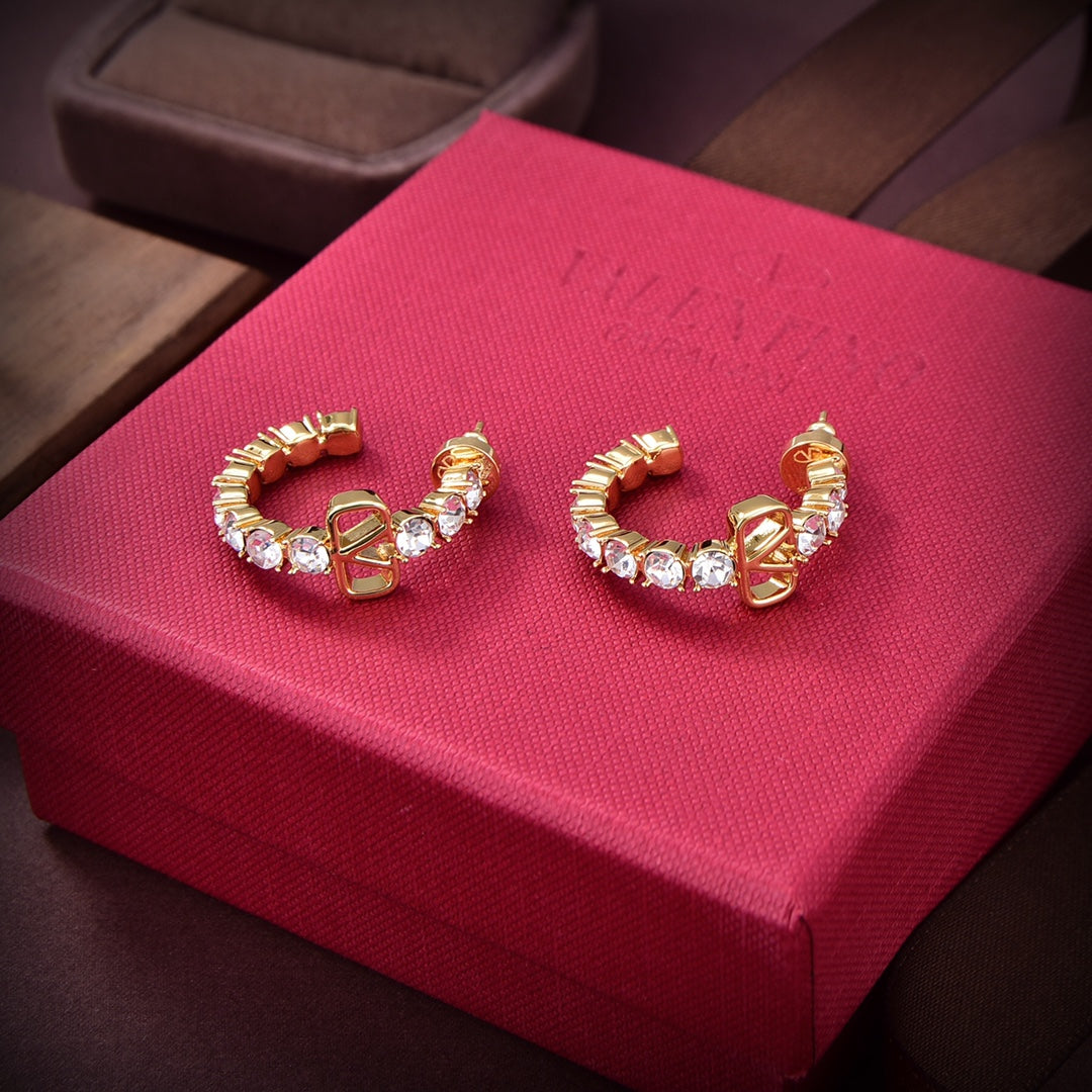 18K Valentino Valentino Signature Earrings