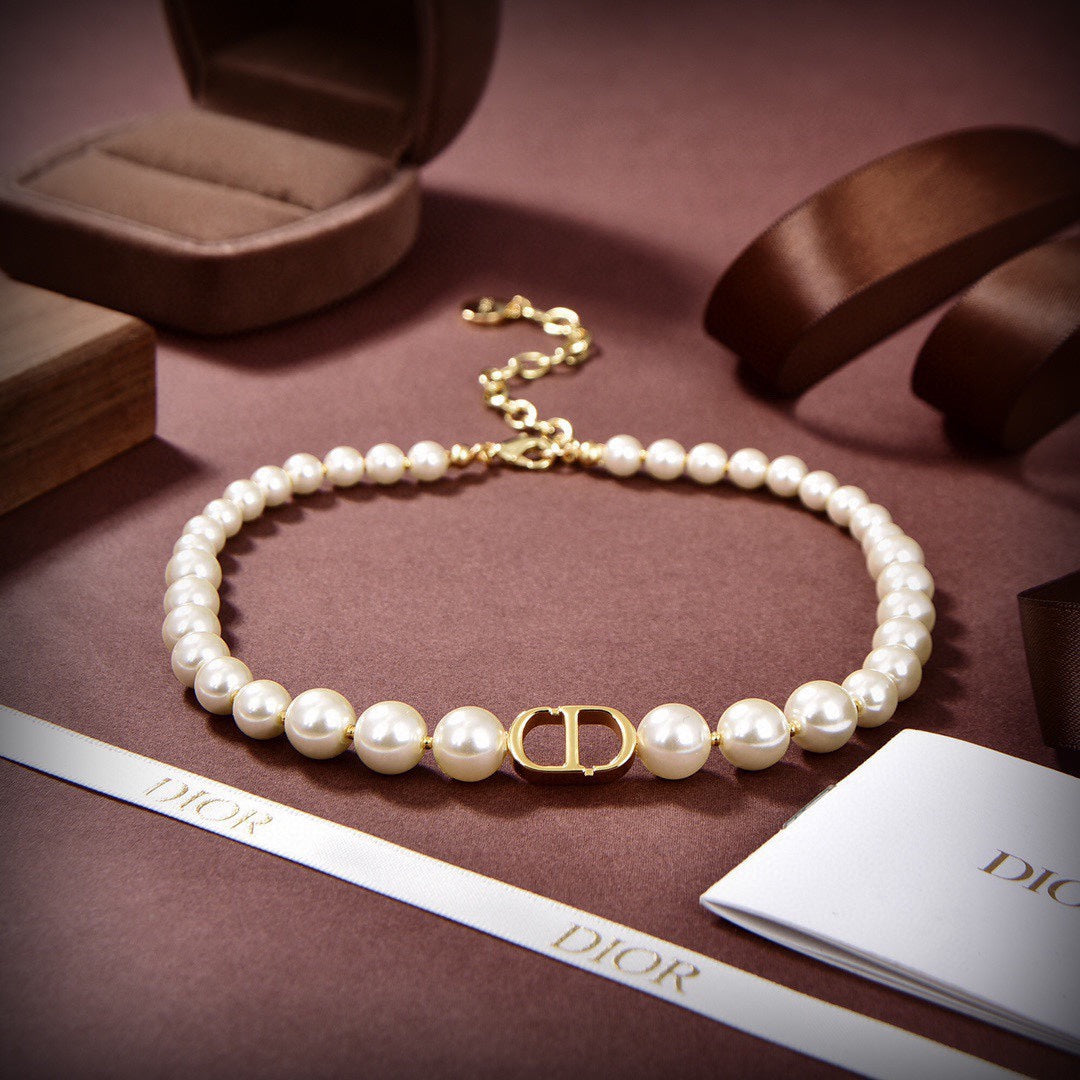 18K Dior Pearls Necklace